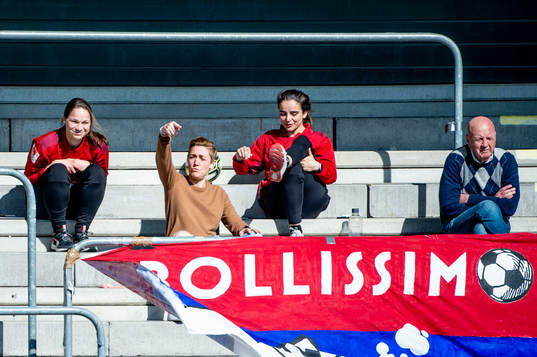 Rosengårds sportchef Therese Sjögran och Erlin Nilsson