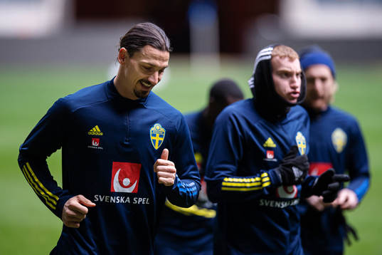 Zlatan Ibrahimovic and Dejan Kulusevski of the Swedish