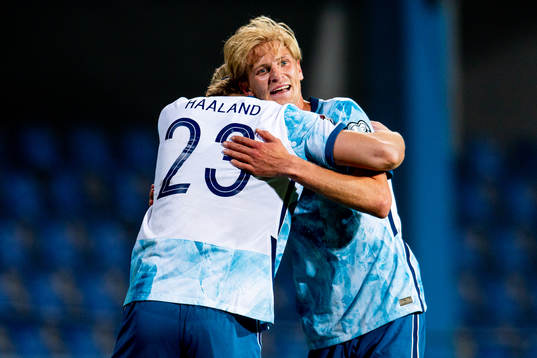 Erling Braut Haaland and Morten Thorsby of Norway celebrate