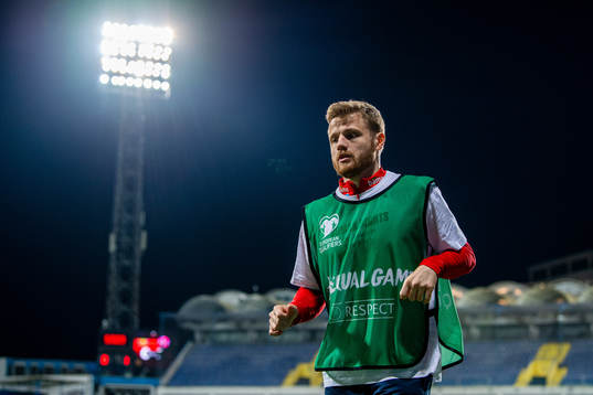 Fredrik Midtsjø of Norway warms up