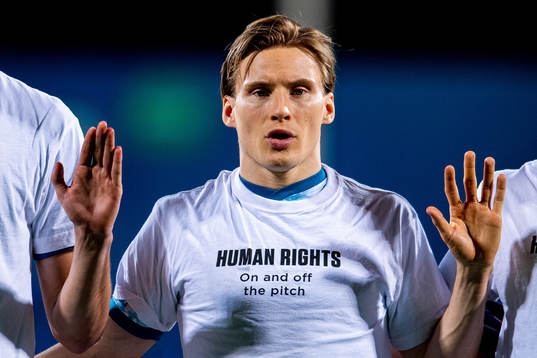 Jonas Svensson of Norway wearing a t-shirt with the message