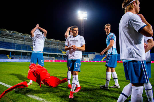 Mohamed Elyounoussi of Norway wearing a t-shirt with the