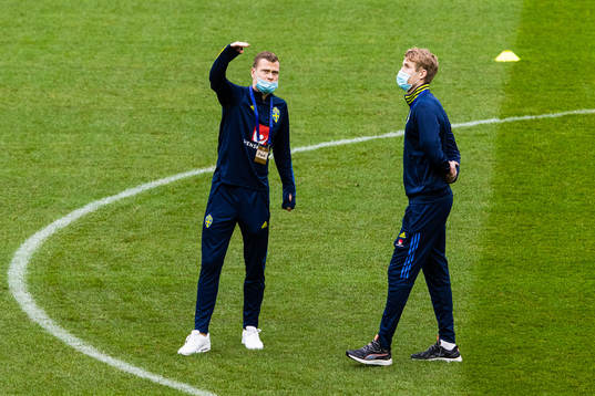 Viktor Claesson and Filip Helander of Sweden