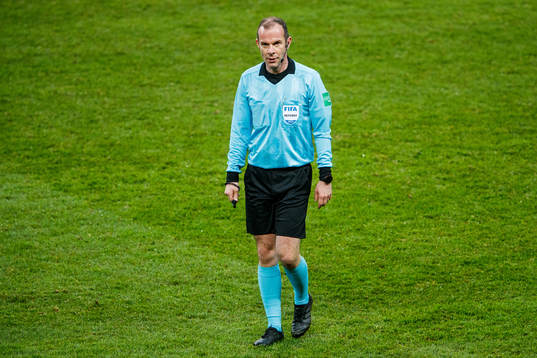 Referee Marco Fritz