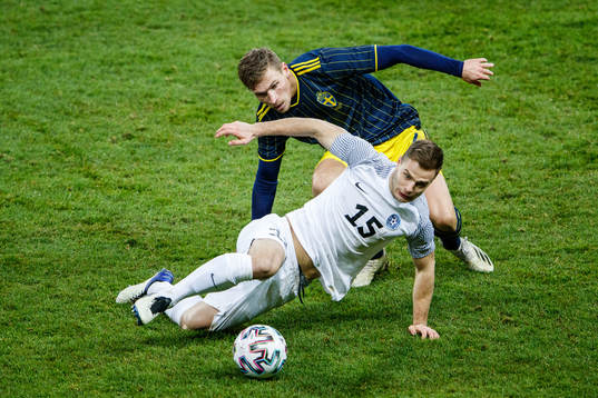 Carl Starfelt  of Sweden and Rauno Sappinen of Estonia