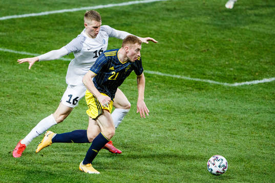 Henrik Pürg of Estonia and Dejan Kulusevski of Sweden