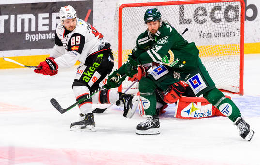 Malmö Redhawks Matt Puempel och Färjestads Jonathon Blum