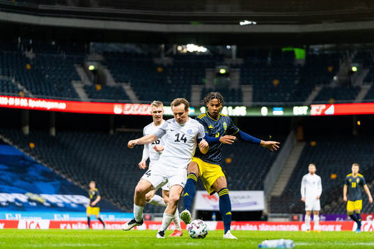 Konstantin Vassiljev of Estonia and Jens-Lys Cajuste of