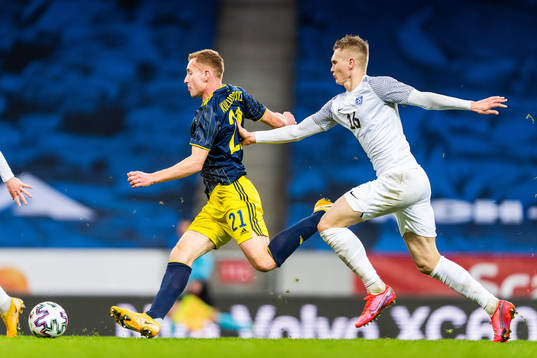 Dejan Kulusevski of Sweden and Henrik Pürg of Estonia