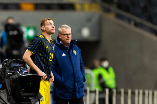 Dejan Kulusevski and Janne Andersson, head coach of Sweden