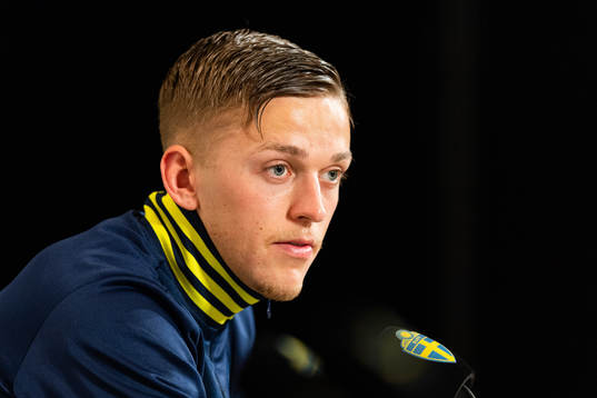 Jesper Karlsson of Sweden