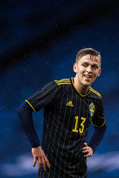 Jesper Karlsson of Sweden
