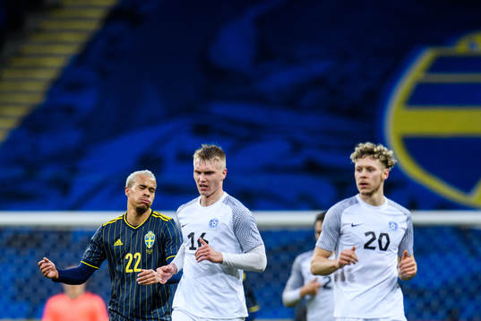 Robin Quaison of Sweden reacts