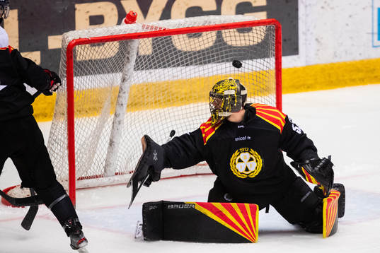 Brynäs målvakt Samuel Ersson släpper in 0-4 av Växjös