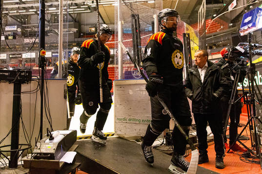 Brynäs spelare deppar när de lämnar isen