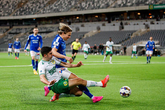 Hammarbys Mayckel Lahdo och Trelleborgs Niklas Vesterlund