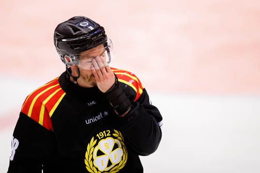 Brynäs Anton Rödin har ont