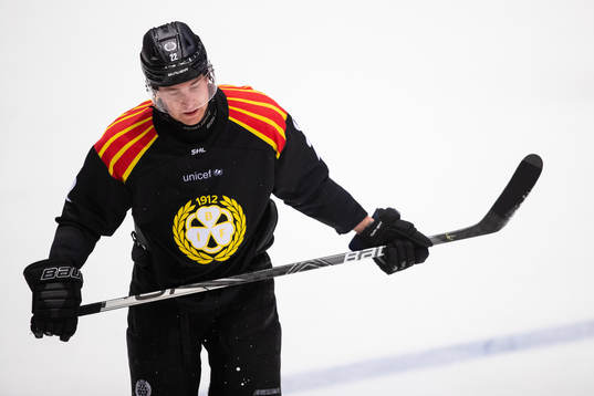 Brynäs Adam Pettersson deppar