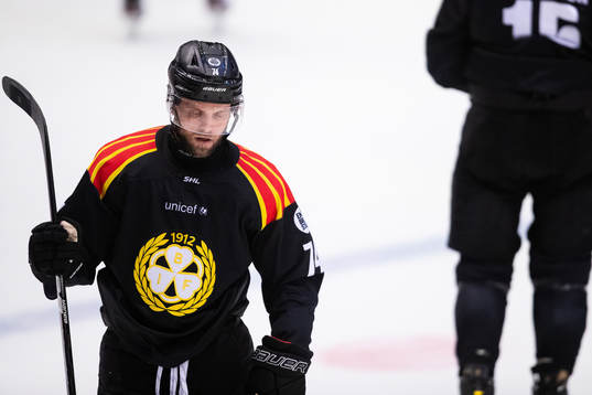 Brynäs Chad Billins deppar