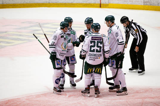 Färjestads spelare jublar