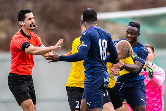 Lunds Casper Burehed och Österlens Edafe Egbedi  i dispyt
