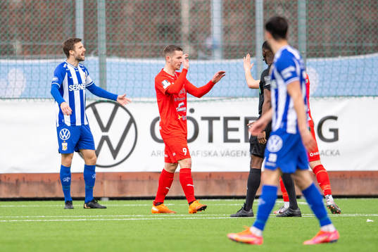 Värnamos Oscar Johansson jublar