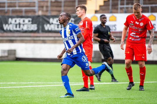 IFK Göteborgs Alhassan Yusuf jublar