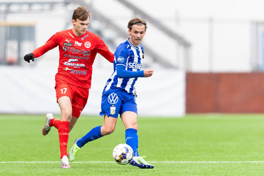 Värnamos Oscar Uddenäs och IFK Göteborgs Noah
