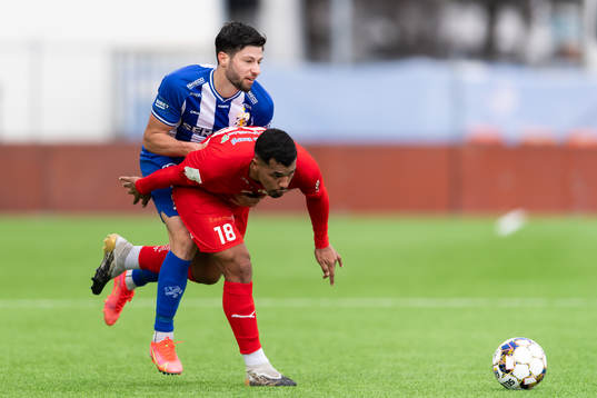 IFK Göteborgs Kevin Yakob och Värnamos Wenderson Oliveira
