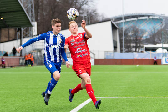 IFK Göteborgs Gustaf Norlin och Värnamos Francis de Vries