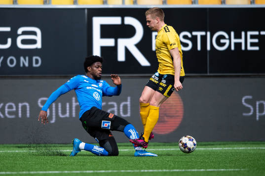 Halmstads Joseph Baffoe och Elfsborgs Per Frick