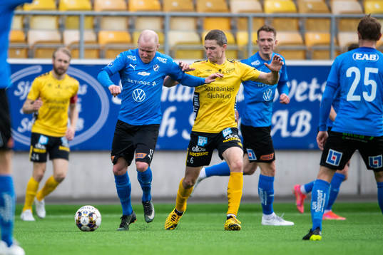 Halmstads Simon Lundevall och Elfsborgs André Rømer