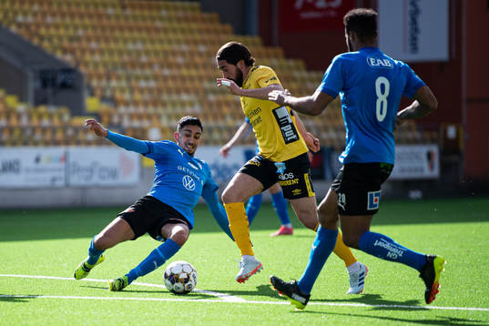 Halmstads Amir Al-Ammari och Elfsborgs Frederik Holst