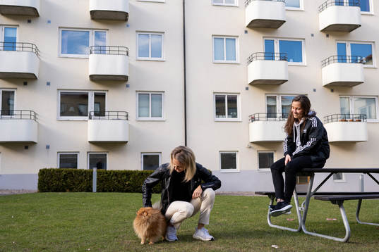 Häckens Julia Zigiotti Olme och Emma Kullberg