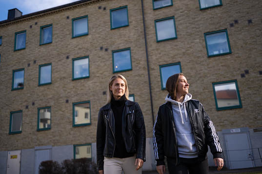 Häckens Julia Zigiotti Olme och Emma Kullberg