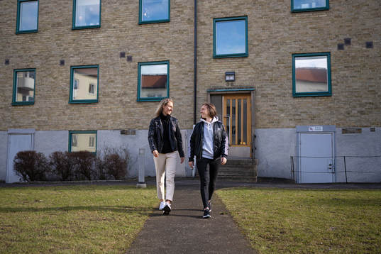 Häckens Julia Zigiotti Olme och Emma Kullberg