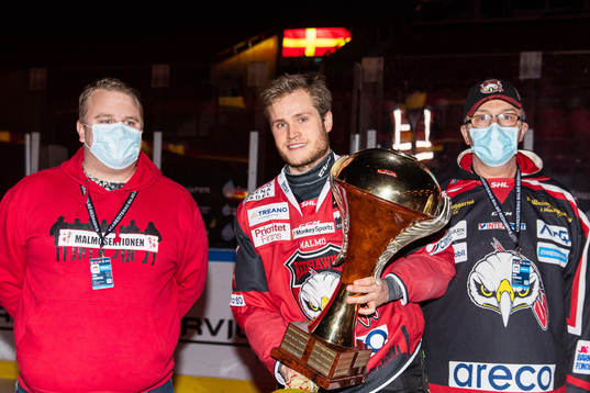 Malmö Redhawks Christoffer Forsberg får pris som Årets