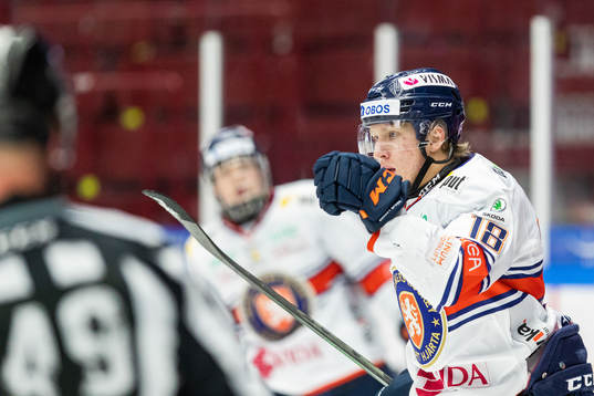 Växjös Marcus Sylvegård jublar