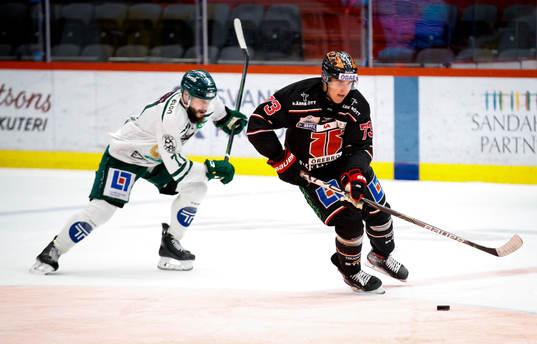 Färjestads Jesse Virtanen och Örebros Oliver Eklind