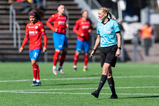 Domare Tess Olofsson