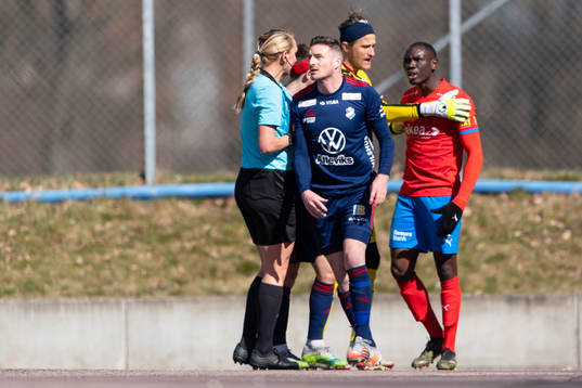 Östers James Keene och Helsingborgs Ravy Tsouka-Dozi