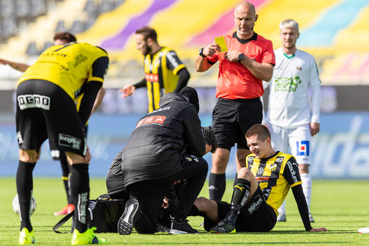 Häckens Leo Bengtsson får vård