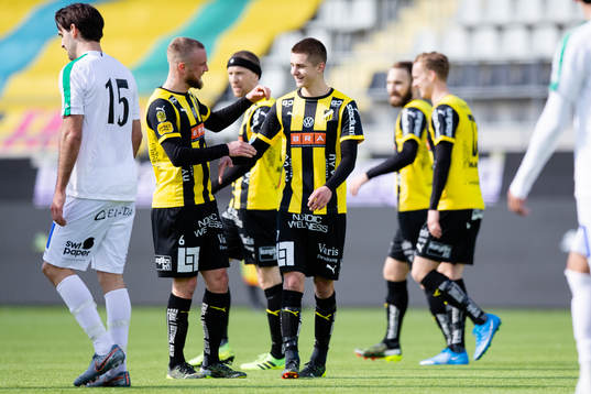 Häckens Leo Bengtsson jublar