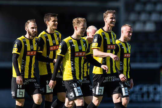 Häckens Alexander Jeremejeff  jublar