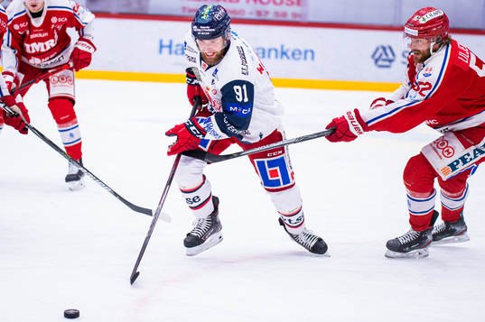 Västerviks Tim Wahlgren och Timrås Christopher Liljewall