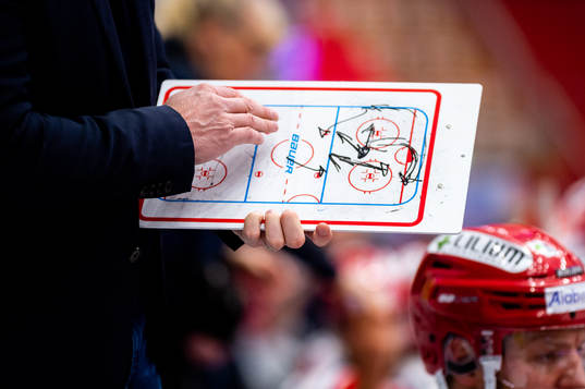 Timrås tränare Fredrik Anderssons taktiktavla