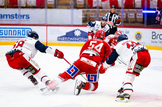 Timrås Jonathan Dahlén uppvaktas