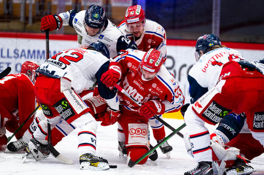 Västerviks Oskar Drugge mot Timrås Albin Lundin