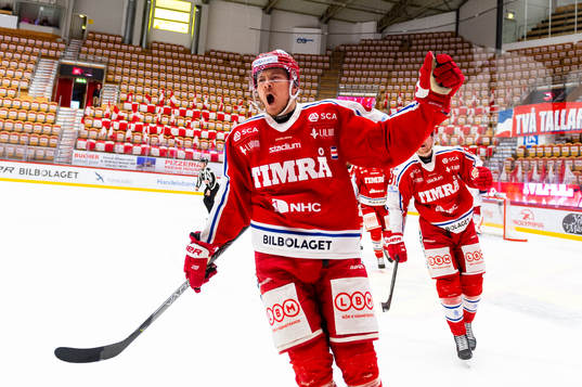 Timrås Alexander Lindelöf jublar