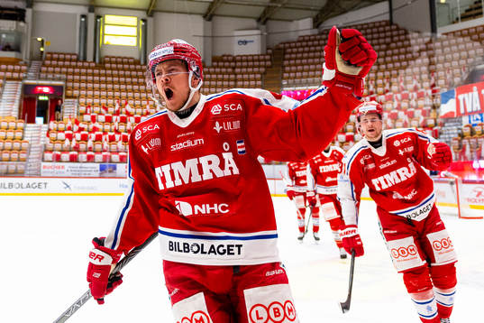 Timrås Alexander Lindelöf jublar